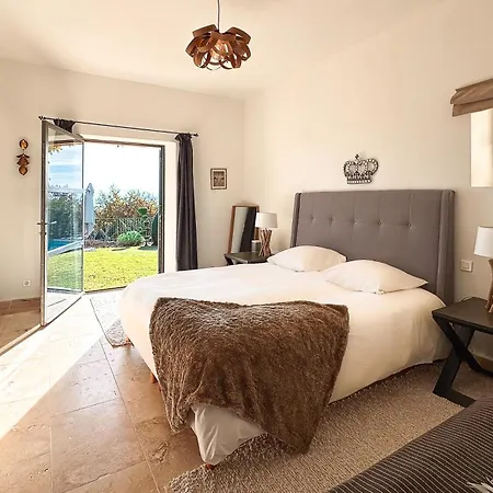 Villa Mas La Bellevue Murs (Vaucluse)